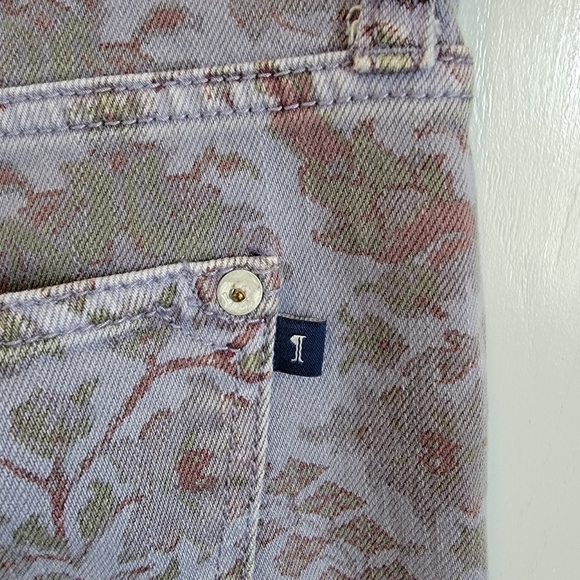 PILCRO Light Blue All Over Print Floral Straight Leg Slim Boyfriend Jeans Sz 29 - Picture 4 of 16